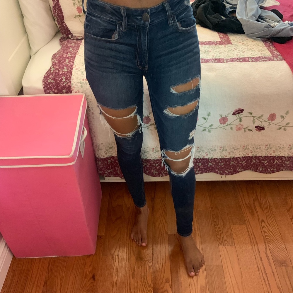 Mid rise distressed jeans